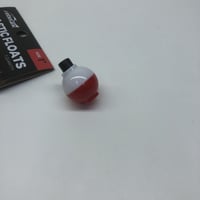 Plastilite HP3 Round Plastic Float 1 Inch, Red/White, 3pk | 032413000131 | Plastilite | Fishing | TACKLE | FLOATS