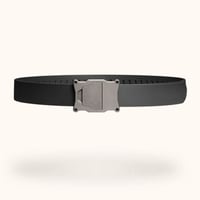 APOGEE BELT GREY BUCKLE/GREY BELTApogee Belt Gray Buckle  Gray Belt  Fully Adjustable  50 Inch  The Boxer Outdoors Apogee Belt has a clean, durable coated polyester webbing strap that is embossed with a wide tooth design. This locking system isnt going anywhere, unless youed with a wide tooth design. This locking system isnt going anywhere, unless you want it towant it to | 850029544036