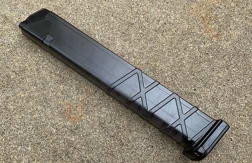 SDS Handgun Magazine.  9mm Glock Style Polycarbonate Smoke 33 rd | 9x19mm NATO | 713135218881