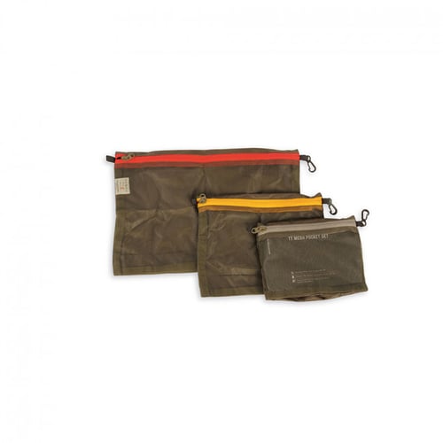 MESH POCKET SET OLIVEMesh Pocket Set Olive - Flexible mesh pockets in three sizes - Sm: 3.75 x 5.75in| 9.5 x 14.5cm - Md: 9.5 x 7.5in | 24 x 19cm - Lg: 13.5 x 9.5in | 34.5 x 24cm