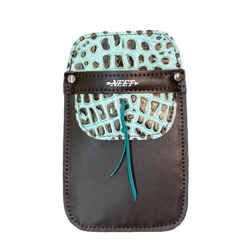 Neet Alligator Embossed Pocket Quiver