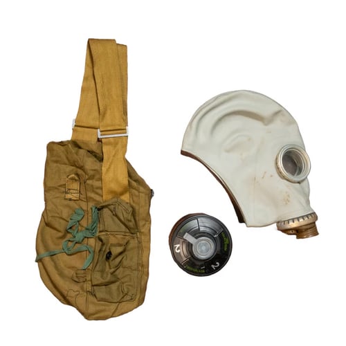 GAS MASK RUSSIAN/SOVIET GP-5 BLK OR GRY INCLUDES FILTER  BAG, 40MM FLTR SIZE, RUBBER 30 PACK CASE | 631661686816